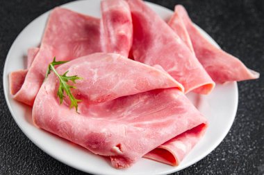 domuz eti dilimleri taze et yiyecekler iştah açıcı yemek aperatifler masa üzerinde fotokopi uzay yemeği arka plan kırsal üst görünüm