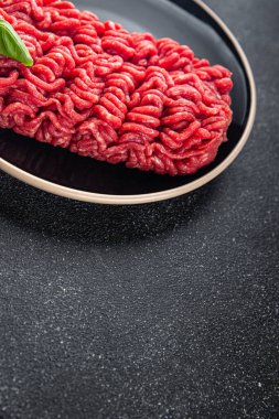 Kıyılmış et, taze et, lezzetli yemek, abur cubur, fotokopi, arka plan, kırsal alan manzarası. 