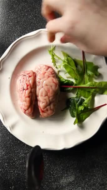 Wieprzowina Mózg Surowe Jadalne Podroby Mięso Jedzenie Smaczne Świeże Jedzenie — Wideo stockowe