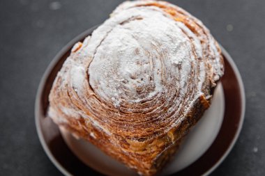 Brioche çörek tatlı puf börek lezzetli tatlı tatlı tatlı tatlı aperatif yemek aperatif masa üzerinde fotokopi uzay yemek arka plan kırsal üst görünüm