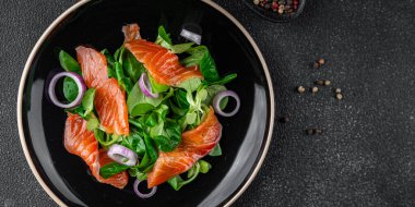 somon salatası aperatifi yemek aperatifi masa üzerinde fotokopi uzay yemeği arka plan kırsal üst görüş keto veya paleo diyet vejetaryen gıda