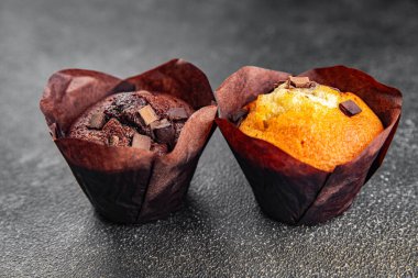 çikolatalı kek tatlı tatlı pasta aperatif yemek atıştırmalıkları masanın üzerinde fotokopi alanı arka plan kırsal manzarası