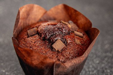 çikolatalı kek tatlı tatlı pasta aperatif yemek atıştırmalıkları masanın üzerinde fotokopi alanı arka plan kırsal manzarası