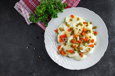 Patates sebzesi taze aperatif yemek aperatifi masanın üzerinde fotokopi uzay yemeği arka plan kırsal üst görünüm