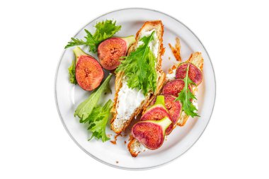 Sandviç incirli kruvasan, krem peynirli taze yemek aperatifi fotokopi uzayı arka planı kırsal manzaralı vejetaryen yemekleri.