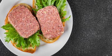 Spam Etli Sandviç Taze Yemek Atıştırmalık Masada Fotokopi Uzayı Yemek Arka plan Kırsal Görünümü