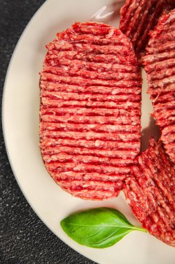 Pirzola, çiğ et, biftek, domuz eti, tavuk, hindi yemeği arka planı, kırsal yemek, fotokopi odası.