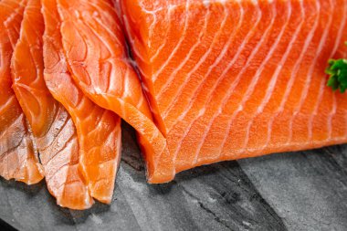 somon çiğ balık taze deniz ürünleri taze lezzetli yemek lezzetli gurme yemek arka planı masanın üzerinde