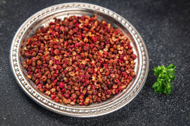 Sichuan biberi baharatlı bezelye taze lezzetli yemek gurme yemek arka planı masa kırsal yemek üst görünüm fotokopi alanı