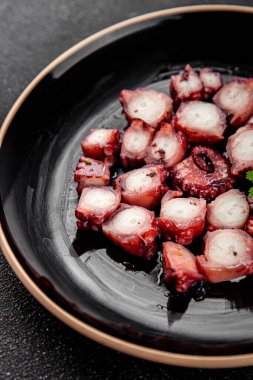 Ahtapot besinli ahtapot ahtapot taze lezzetli yemek dokunaçları peskatarizm lezzetli gurme yemek arkaplanı masa rustik gıdalar üst görünüm fotokopi alanı keto ve paleo diyeti