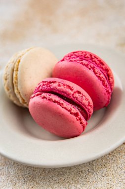 Makaronlar tatlı badem tatlısı lezzetli gurme yemek arkaplanı masanın üstünde rustik yiyecekler fotokopi alanı