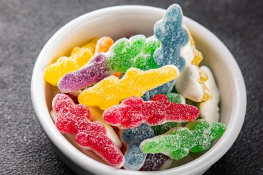 Jöleli şeker, tatlı, lezzetli gurme yemek arka planı, masa rustik yemekler, fotokopi alanı vejetaryen ve vejetaryen yemekleri.