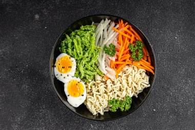 Budda kasesi, erişte, sebze, salata, lezzetli, gurme, yemek, arka plan, yemek, masa üstü, fotokopi, uzay keto, paleo diyet vejetaryen ve vegan yemekleri.