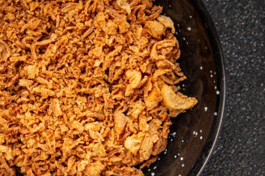 Kızarmış soğan çıtır soğan aperatif sebzeler taze lezzetli gurme yemek arkaplanı masa rustik yemek üst görünümü fotokopi alanı vejetaryen ve vejetaryen yemekleri