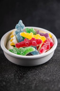 Jöleli şeker tatlı yemek lezzetli gurme yemek arka planı masa rustik gıda üst görünüm fotokopi alanı 