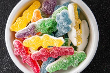 Jöleli şeker tatlı tatlı tatlı. Yemek arkaplanı, masa rustik yemek üst görünümü fotokopi alanı.