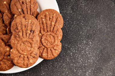 Kurabiye, çikolata, mısır gevreği, tatlı tatlı organik lezzetli gurme yemek arka planı, masa kırsal yiyeceklerin üst görünümü, fotokopi alanı.