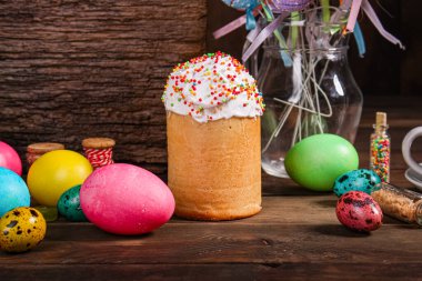 Paskalya pastası tatlı pasta geleneksel bayram hristiyanlığı taze lezzetli gurme yemek arkaplanı masa kırsal yiyeceklerin üst görünümü fotokopi alanı