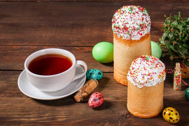 Paskalya pastası tatlı pasta geleneksel bayram hristiyanlığı taze lezzetli gurme yemek arkaplanı masa kırsal yiyeceklerin üst görünümü fotokopi alanı