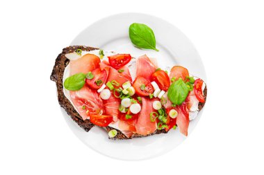 Brüksel usulü domates, jambon tabağı taze gurme yemek arkaplanı masadaki rustik yiyecekler üst görünüm fotokopi alanı