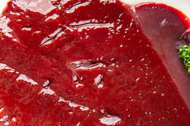 Çiğ sığır eti dana eti biftek biftek ızgara ızgara taze gurme yemek arka plan masa rustik gıda üst görünüm fotokopi uzay keto ve paleo diyet