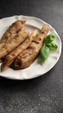 Patlıcan pişirme, sebze pişirme, lezzetli, gurme, arka plan, yemek, sade yemek, fotokopi, uzay keto, paleo diyet vejetaryen ve vejetaryen yemekleri.