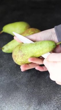 Armut olgun meyve sulu taze gurme yemek arka planı masaya rustik gıda fotokopi alanı keto ve paleo diyet vejetaryen ve vejetaryen gıda