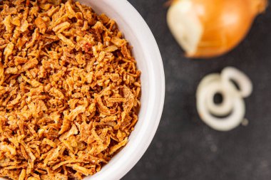 Kızarmış soğan çıtır soğan aperatif sebzeler taze lezzetli gurme yemek arkaplanı masa rustik yemek üst görünümü fotokopi alanı vejetaryen ve vejetaryen yemekleri