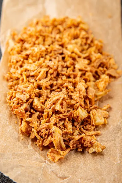 Kızarmış soğan çıtır soğan aperatif sebzeler taze lezzetli gurme yemek arkaplanı masa rustik yemek üst görünümü fotokopi alanı vejetaryen ve vejetaryen yemekleri