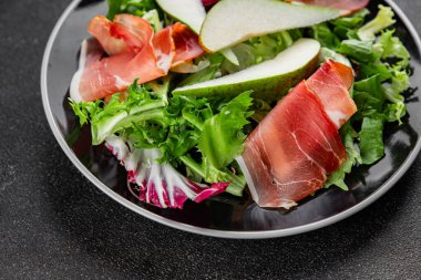 Salata armudu sebze yemeği taze lezzetli gurme yemek arkaplan masa rustik gıda üst görünüm fotokopi alanı
