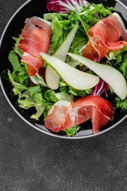 Salata armudu sebze yemeği taze lezzetli gurme yemek arkaplan masa rustik gıda üst görünüm fotokopi alanı