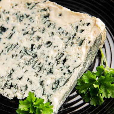 Gorgonzola peyniri Rokfor peyniri. Doğal gıda kalıbı. Organik ürün.