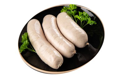 Beyaz sosisli et yemeği taze sucuklu sosis taze lezzetli gurme yemek arkaplanı masa kırsal yiyeceklerin üst görüntüsü fotokopi alanı.