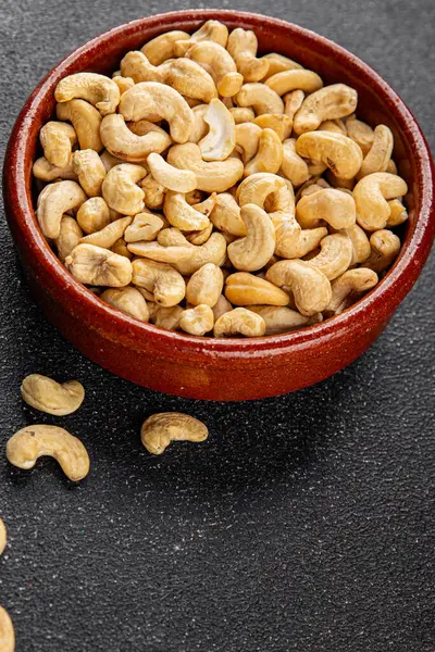 Ceviz cevizi, doğal süper yiyecek, organik gıda, organik ürün, lezzetli gurme yemek, masa üstü yemekleri, fotokopi alanı, keto ve paleo diyeti vejetaryen gıdalar.