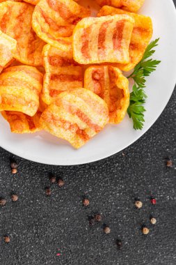 Pastırma, kızarmış pastırma, mısır, abur cubur, fast food masada doğal yemek, kırsal yemek, fotokopi odası.