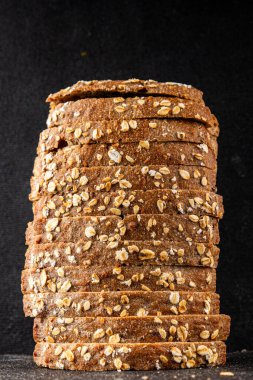 Yulaf ekmeği kepekli, kepekli, kepekli, kepekli, doğal, lezzetli, lezzetli gurme yemek arkaplanı masa kırsal gıdanın üstünde fotokopi alanı.