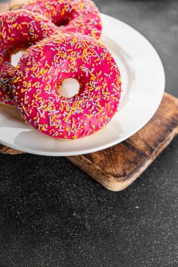 Tatlı tatlı tatlı fast food taze lezzetli gurme yemek arkaplanı masanın üzerinde rustik yemek üst görünüm fotokopi alanı