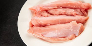 Tavşan çiğ et fileto taze lezzetli gurme yemek arka planı masa rustik gıda üst görünüm fotokopi alanı keto ve paleo diyet