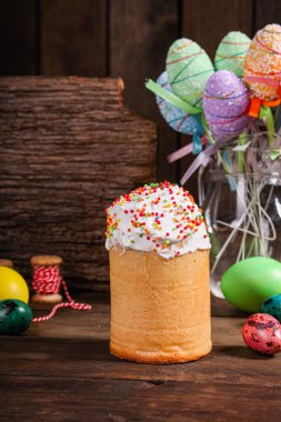 Paskalya pastası tatlı pasta geleneksel bayram hristiyanlığı organik ürün taze lezzetli gurme yemek arkaplanı masa kırsal gıdaların üst görünümü fotokopi alanı