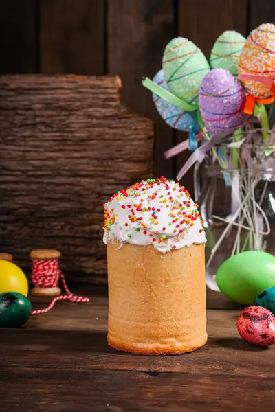 Paskalya pastası tatlı pasta geleneksel bayram hristiyanlığı organik ürün taze lezzetli gurme yemek arkaplanı masa kırsal gıdaların üst görünümü fotokopi alanı