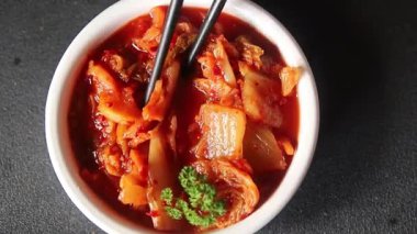 Balık pirzolası şekillendirilmiş balık pirzolası fast food taze gurme yemek arkaplanı masa kırsal gıdalar üst görünüm uzay fotokopisi