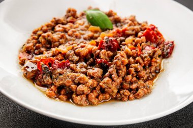 Mercimek tabağı sebzeleri ve kavrulmuş biberler lezzetli sebzeler taze vejetaryen ve vejetaryen yemek arka planı masanın üstünde rustik yiyecekler fotokopi alanı keto ve paleo diyeti