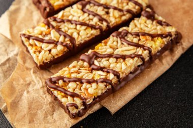 Mısır gevreği, tahıl, tahıl, tatlı tatlı, lezzetli gurme yemek, arka plan, masa, rustik yemek, fotokopi, uzay keto, paleo diyet vegan ve vejetaryen yiyecekler.