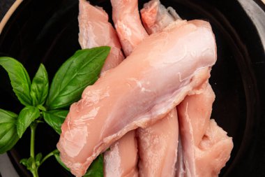 Tavşan çiğ et fileto taze lezzetli gurme yemek arka planı masa rustik gıda üst görünüm fotokopi alanı keto ve paleo diyet