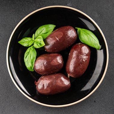 Siyah puding sosis taze lezzetli gurme yemek arkaplanı masanın üstünde rustik yemek üst görünümü fotokopi alanı