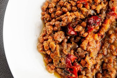 Mercimek tabağı sebzeleri ve kavrulmuş biberler lezzetli sebzeler taze vejetaryen ve vejetaryen yemek arka planı masanın üstünde rustik yiyecekler fotokopi alanı keto ve paleo diyeti