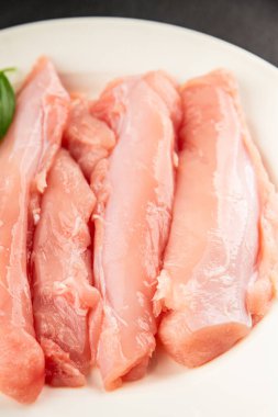 Tavşan çiğ et fileto taze lezzetli gurme yemek arka planı masa rustik gıda üst görünüm fotokopi alanı keto ve paleo diyet