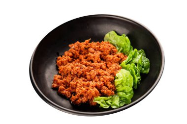 Ton balığı soslu balık konservesi taze lezzetli gurme yemek arkaplanı masanın üstünde rustik gıda fotokopi alanı keto ve paleo diyet vejetaryen diyeti.