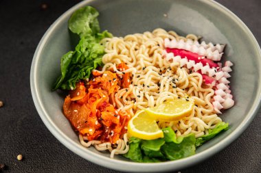 Şehriye kasesi, vejetaryen, lezzetli gurme yemek arka planı, rustik yemekler, fotokopi alanı, keto, paleo diyet vejetaryen ve vejetaryen yemekleri.