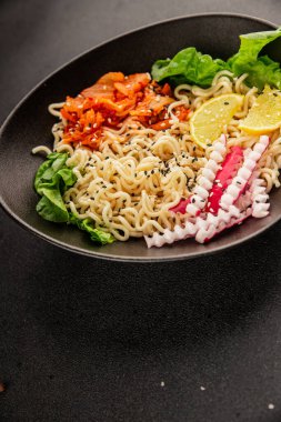 Şehriye kasesi, vejetaryen, lezzetli gurme yemek arka planı, rustik yemekler, fotokopi alanı, keto, paleo diyet vejetaryen ve vejetaryen yemekleri.